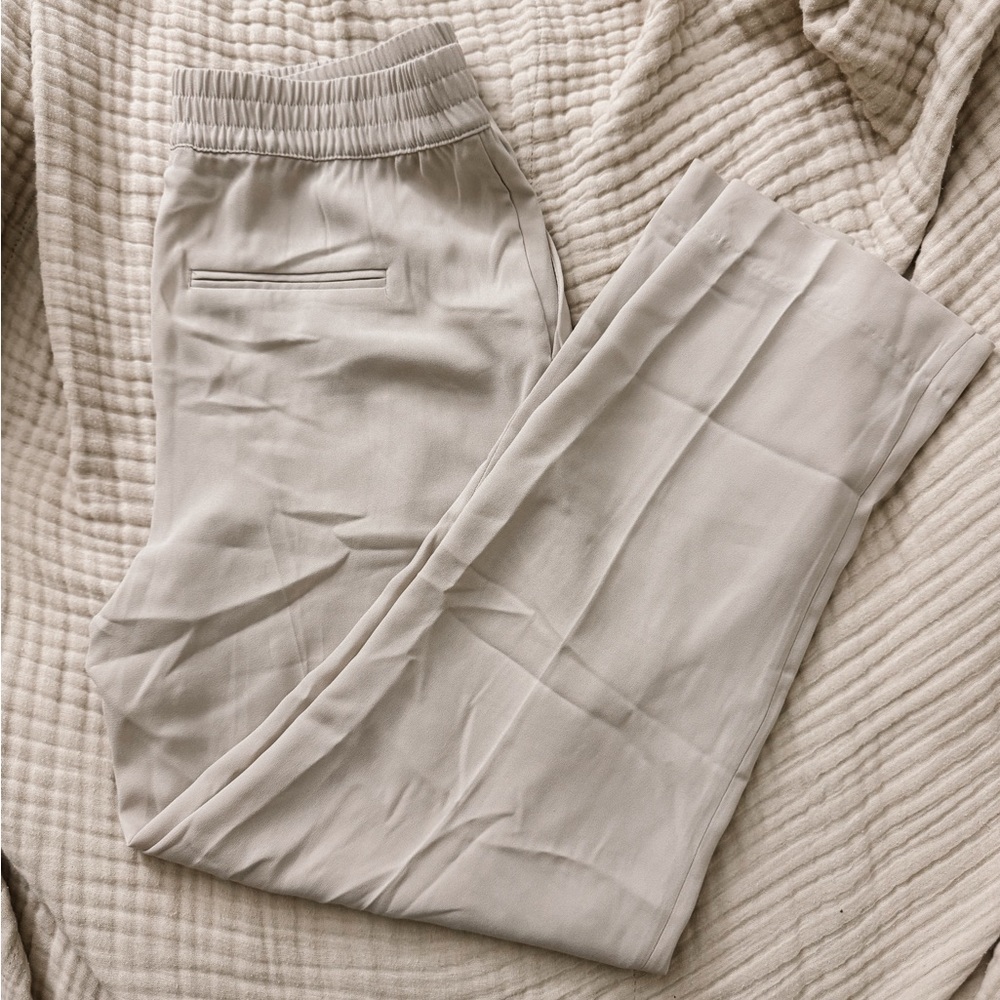 M h&m beige trousers